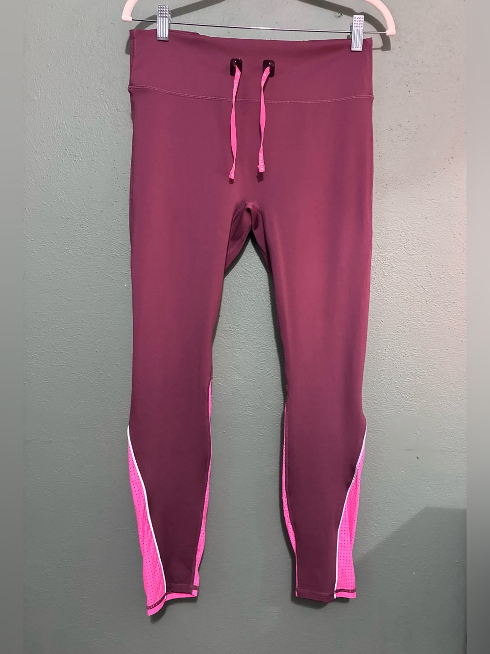 Fabletics High Waisted Mesh Leggings Burgundy Pink Drawstring Athletic